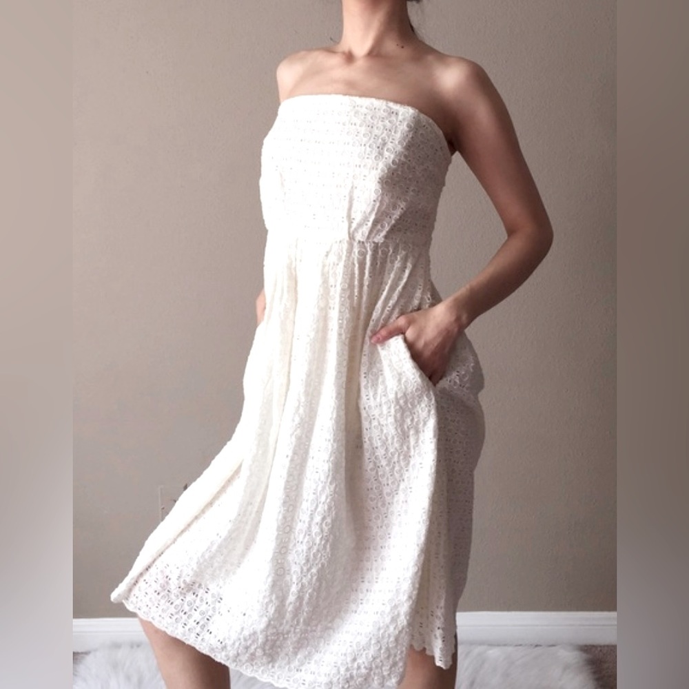 Anthropologie I HD IN Paris White Eyelet Strapless Dress w Optional Sash